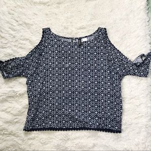 H&M cold shoulder navy crop top